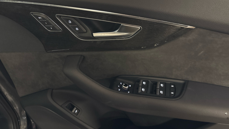 Audi Q7 50 TDI Quattro Black Edition 5dr Tiptronic Diesel Estate